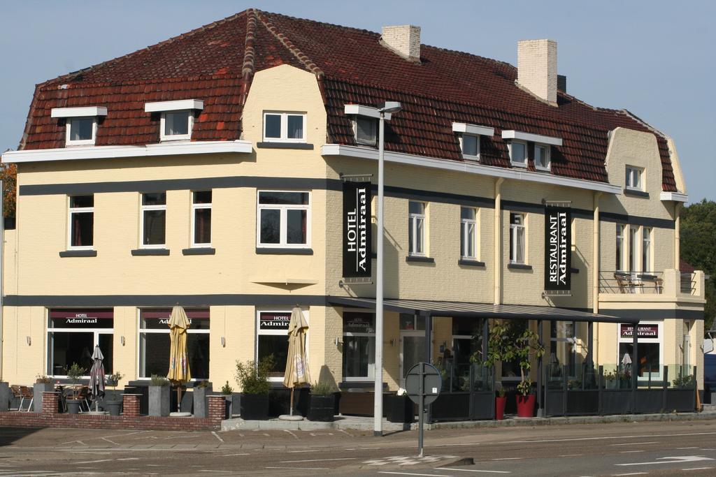 Hotel Admiraal Lanaken Exterior foto
