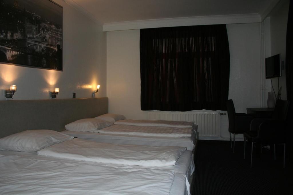 Hotel Admiraal Lanaken Quarto foto